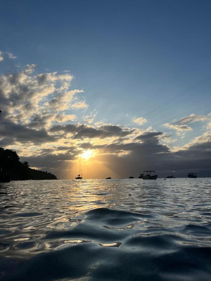 Pousada Conves - Ilha Grande Praia de Araçatiba Eksteriør billede