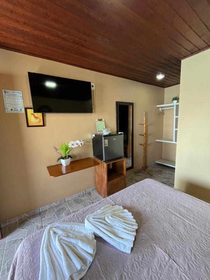 Pousada Conves - Ilha Grande Praia de Araçatiba Eksteriør billede