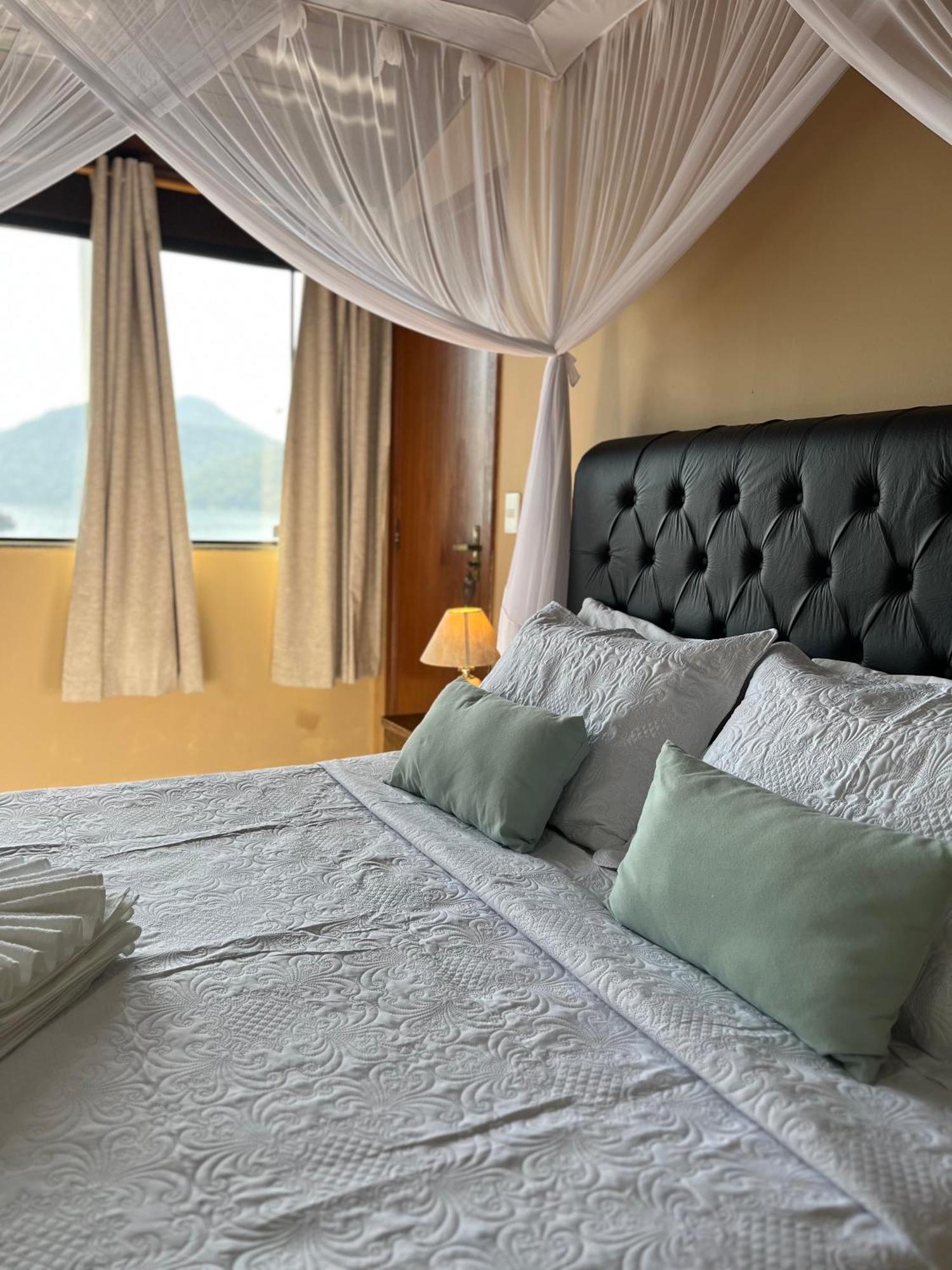 Pousada Conves - Ilha Grande Praia de Araçatiba Værelse billede