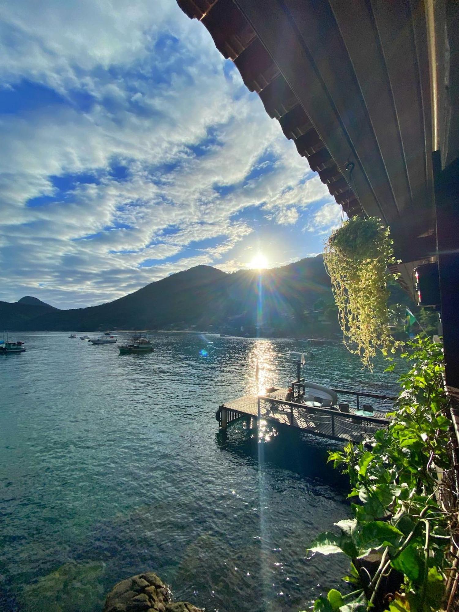Pousada Conves - Ilha Grande Praia de Araçatiba Eksteriør billede